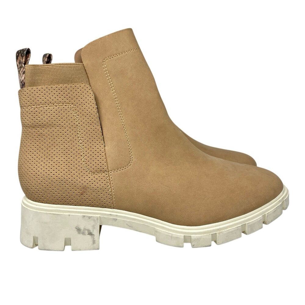 Journee‎ Collection Tan Faux Leather Chunky Lug Sole Ankle Boots - Picture 2 of 15